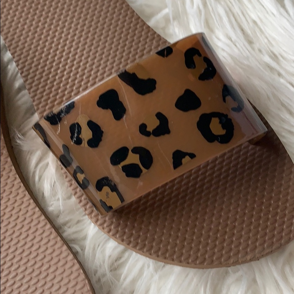 Leopard slides - Picture 2 of 4